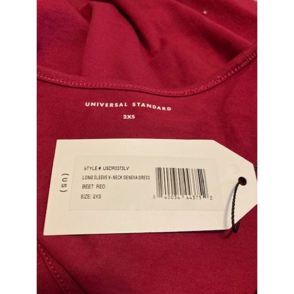 NWT  Universal Standard   Geneva Dress  V-Neck Beet Red  Size  2XS (6-8) - Picture 3 of 7